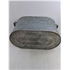 Image 3 : Vintage Sheet Metal Wash Tub 24" x 12" x 12" - Pickup Only