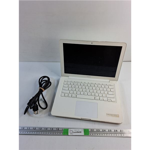 2010 Apple MacBook - As Is