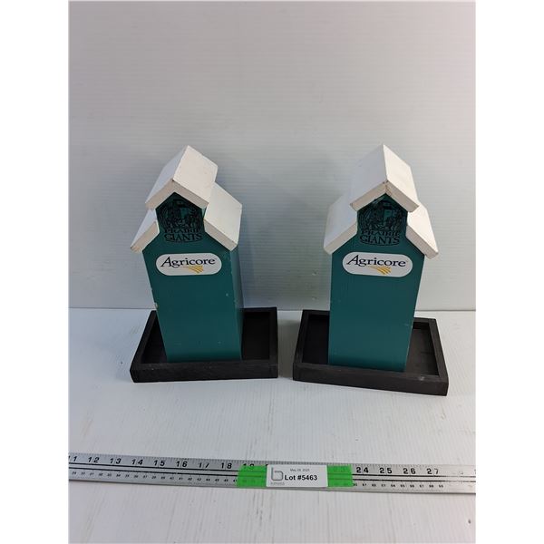 (2) Prairie Giants Agricore Bird Feeders