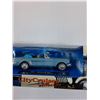 Image 4 : (2) Die Cast Model Cars: 1956 Thunderbird & 1964 Mustang - 1:43 Model Scale