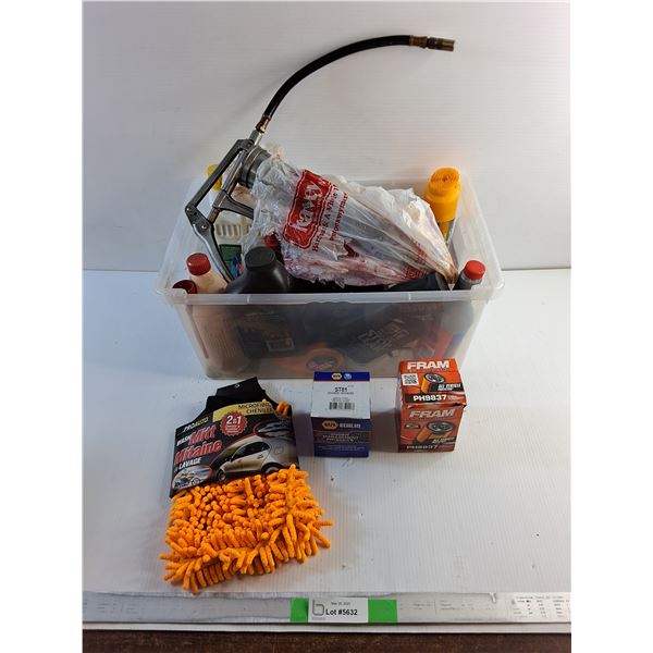 Automotive Liquids, Wash Mitt, Plastic Container, Grease Gun, Oil Filter and Misc - Cannot Ship