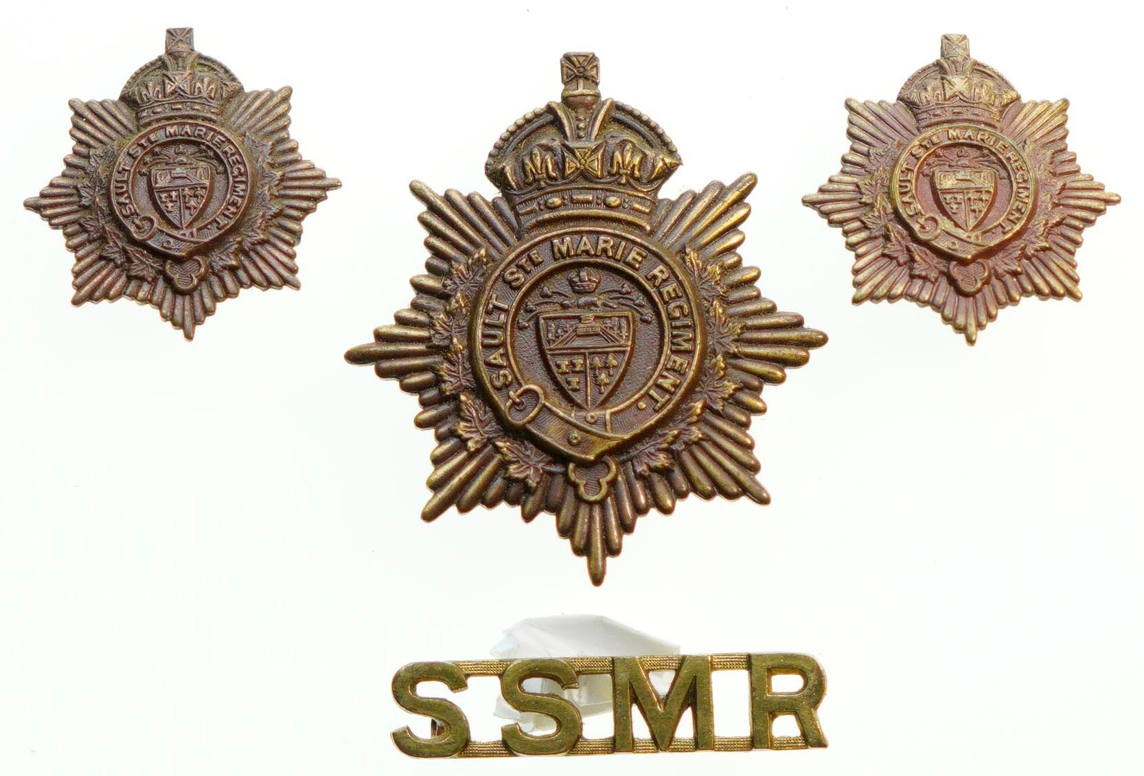 Militaria Insignia 1920-50; Sault Ste. Marie Regiment Cap, Collar ...