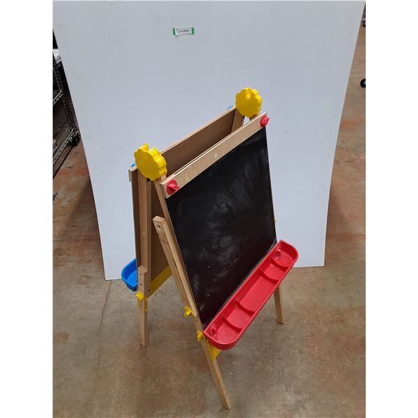*Children's Easel  -  PICK UP