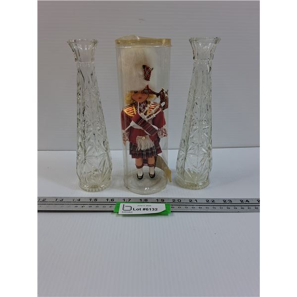 (2) Clear Glass Flower Vases & Scottish Solider Figurine