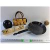 Image 1 : New Enamel Frying Pan, Incense Sticks, Small  Shell Paneled Ladies Bag, Ceiling Projector, Potpourri