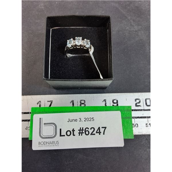^ Sterling Silver Ladies Ring - Aquamarine Stones - Size 7