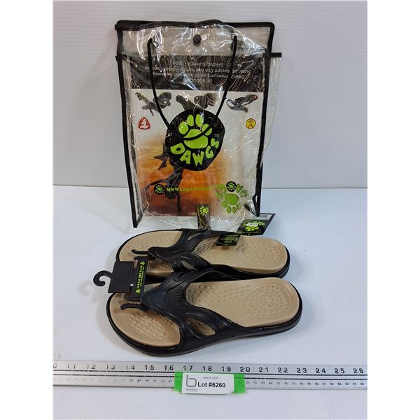 Dawgs Mens Sandals - Size 10 - w/Carrying Bag