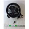 Image 1 : Honeywell Desk Fan-Powers On