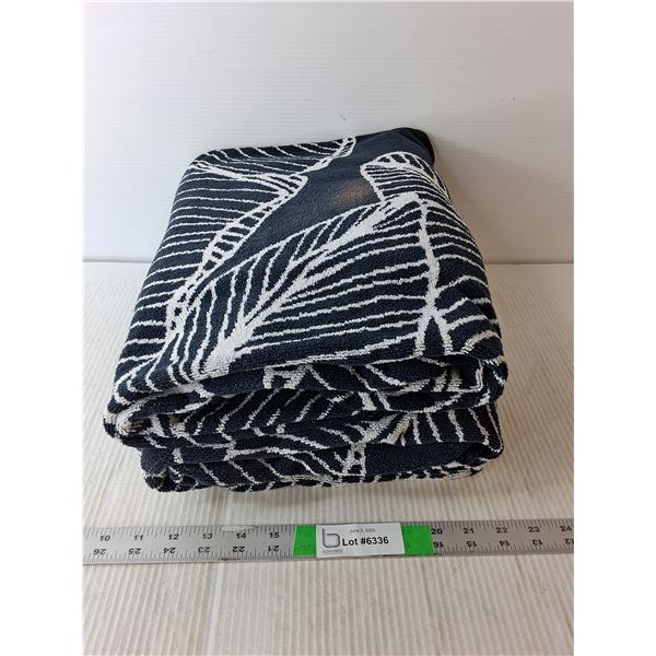 (2) Cotton Bath Towels