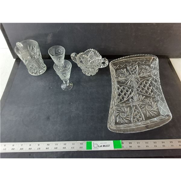 Glass Lot- Tray, Sugar Bowl, Creamer, (2) Wine Glasses