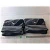 Image 1 : (2) Cotton Bath Towels