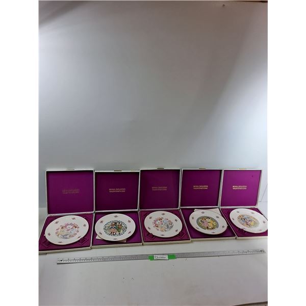 (5) Royal Doulton Valentines Day