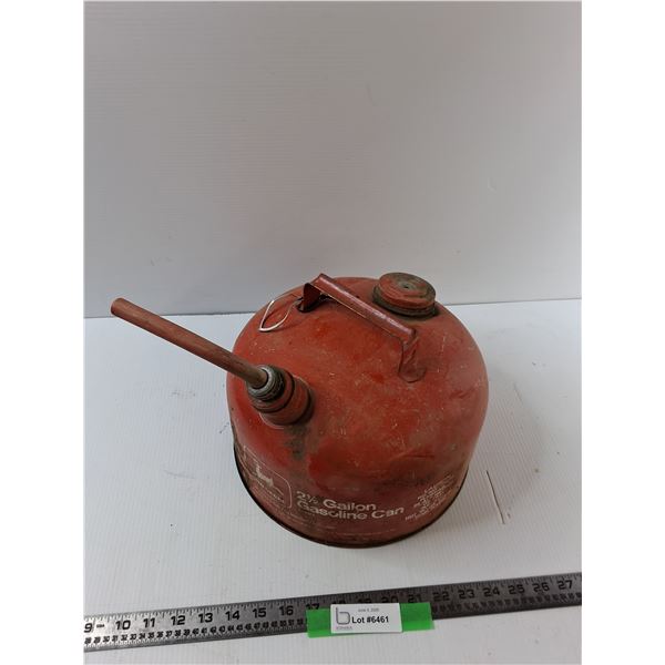 John Deere 2-1/2 Gallon Gasoline Can