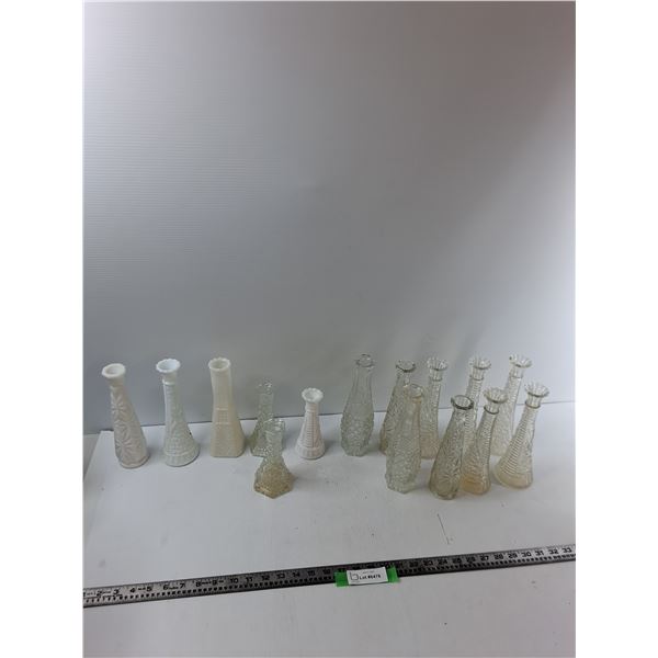 (15) Glass Vases