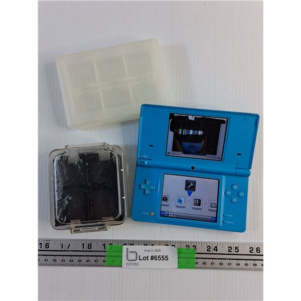 Nintendo DS Console - Damaged Screen and Cartridge Cases