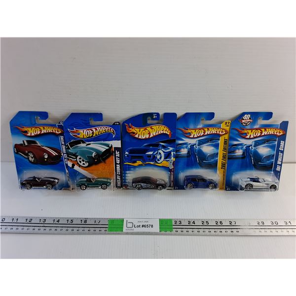 Various Hot Wheels Cars
