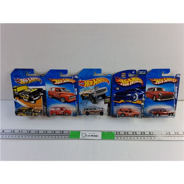 Various Hot Wheels Cars