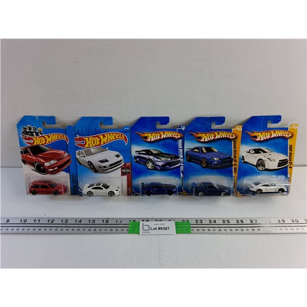 Various Hot Wheels Cars