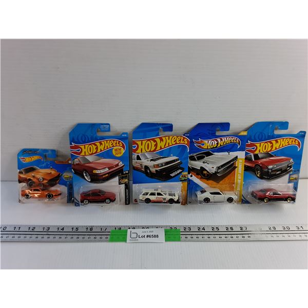 Various Hot Wheels Cars