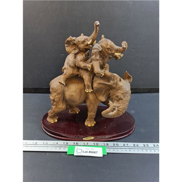 Ruby's Collection - Elephant Family Figurine - 11" x 10" x 5.5"