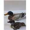 Image 4 : (4) Assorted Mallard Wooden Ducks Decor