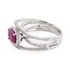 Image 2 : 1.03 ctw BURMESE Ruby and 0.55 ctw Diamond Platinum Ring (GIA CERTIFIED)