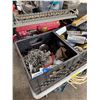 Image 2 : Mixed Lot: Hose, Fittings, Table, Tools and More