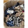 Image 3 : Surprise Pallet of Footwear - Cozy House Shoes, Fuzzy and Checkered Slippers, Fluffy Slip-Ons, Textu
