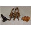 Image 1 : Hear No Evil 3 Monkeys Wall Hanging, Carved Wooden Rabbit & Bird Figurine, Misc Sizes