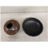 Image 2 : Art Ceramic Vase Etched San Juan de Oriente, Nicaragua 6" Dia, 6"H & Bowl 10" Dia, 2.5"H
