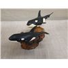 Image 2 : Ballena Designs 2 Orca Whale Figurines on Wooden Base