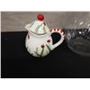 Image 2 : Qty 3 Porcelain Creamers & Ribbed Glass Vase, Misc Sizes