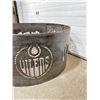 Image 2 : Oilers Fire Pit Shield