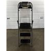 Image 2 : Folding Step Ladder