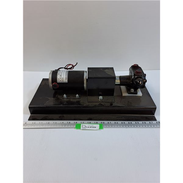 Kelro Pump on Bracket - Untested - CANNOT SHIP