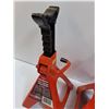 Image 3 : (2) Motomaster Axle Stand - 2 Ton Capacity- PICK UP PREFERRED