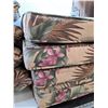 Image 4 : Tropical Outdoor Cushion Set w/Pillows - Cushion Size - 25" x 22"