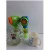 Image 3 : A&W Mugs, Cookie Jar, Ceramic Mug and Bubble Guns