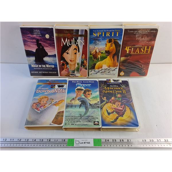 Various VHS Movies - Disney's Flash, Flipper and Magic in the Water