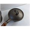Image 4 : (2) Cast Iron Lidded Cooking Pots