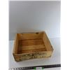 Image 1 : Wooden Box - 17.5'' x 14'' x 7.5''