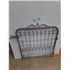Image 4 : ** Metal Gate - 39'' x 35'' CANNOT SHIP