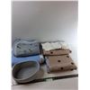 Image 1 : Assorted Items - (4) Puppy Training Blankets, (3) Washcloths, Basket
