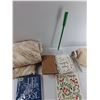 Image 3 : (2) Bath Mats, Napkins, Sponges, Misc