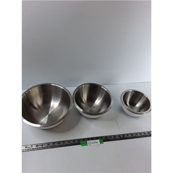 (3) Stainless Steel Bowls