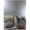 Image 1 : Pillow, Bath Mat, Pet Bed