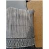 Image 3 : Rug - 93'' x 115'' CANNOT SHIP