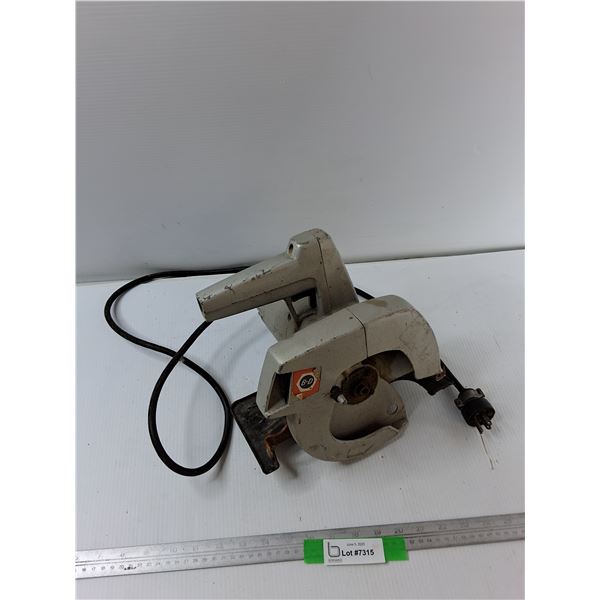 Vintage Black And Decker Circular Saw - Turns On
