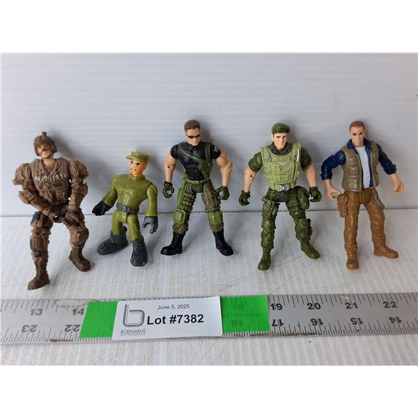 (5) Plastic Soldier Figurines