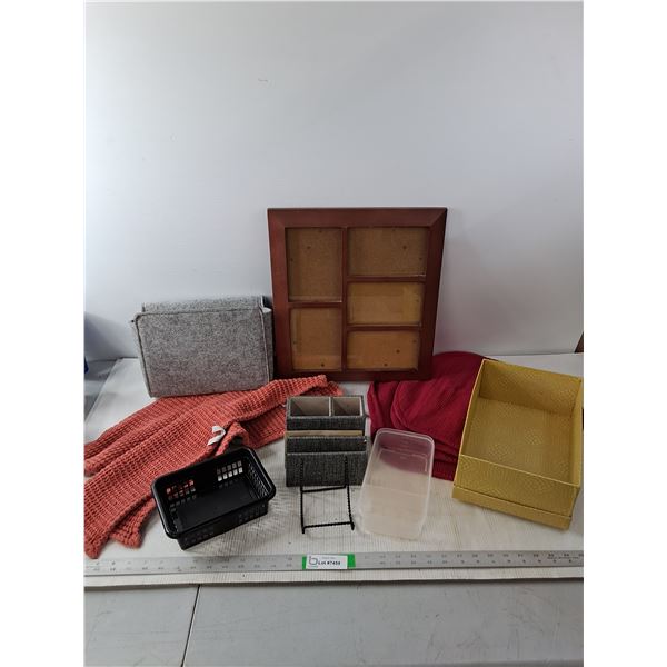 Photo Frame, Place Mats, Tea Towels and Card Holder